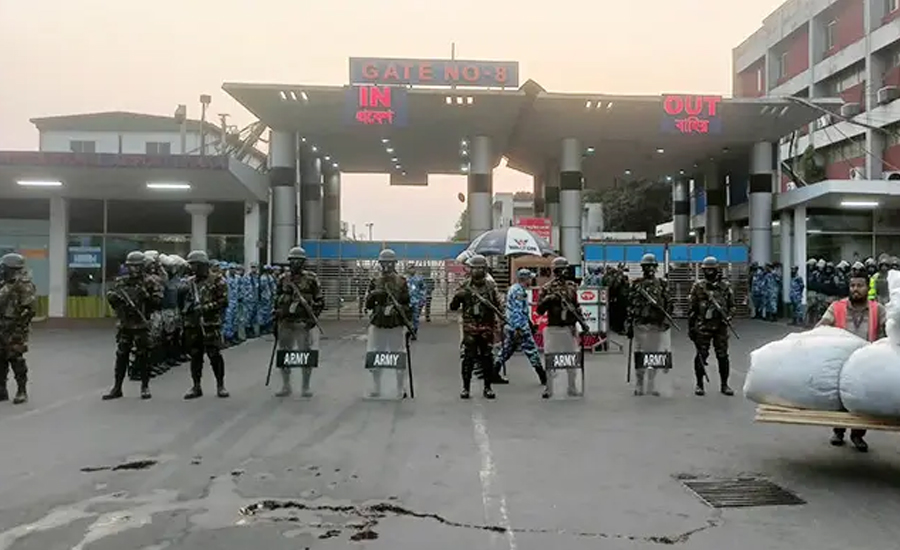 হাদির মরদেহের জন্য অপেক্ষা, কড়া নিরাপত্তা বলয়ে বিমানবন্দর