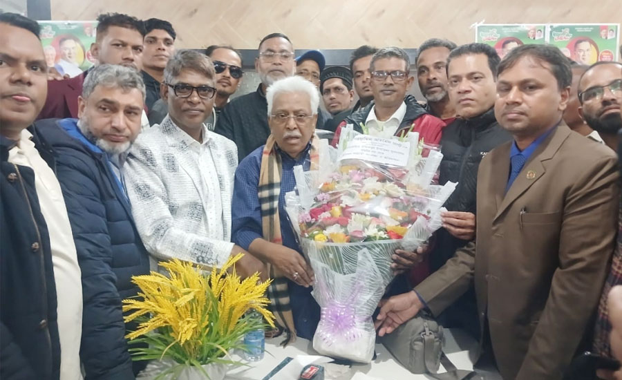 সরফুদ্দিন আহমেদ সান্টুর সঙ্গে যুবদলের নবনির্বাচিত কমিটির শুভেচ্ছা বিনিময়