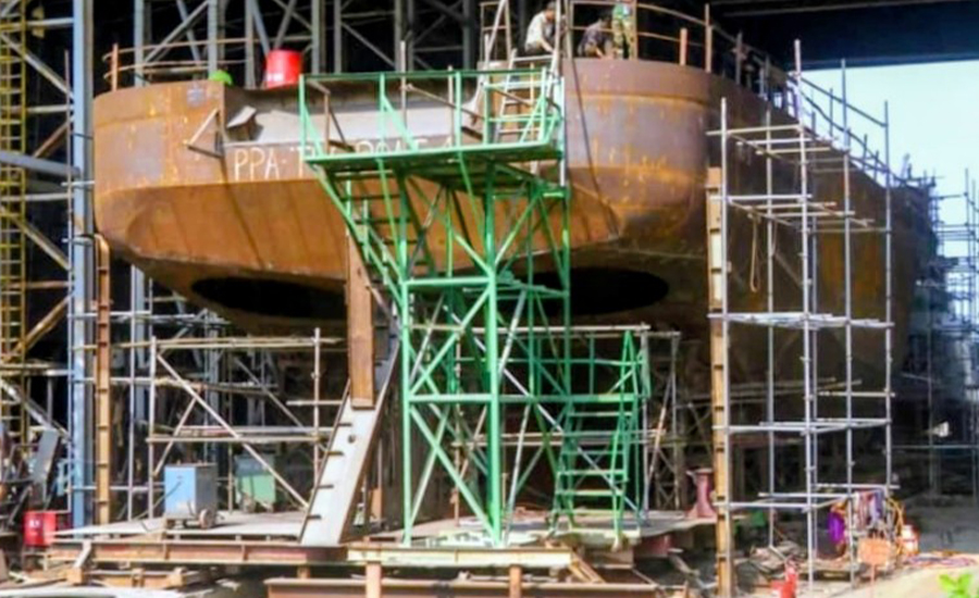 রূপসা তীরে কর্মচাঞ্চল্য, একসঙ্গে ২০ জাহাজ নির্মাণে ব্যস্ত খুলনা শিপইয়ার্ড