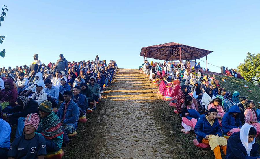 হাজারো ধ্যানীর সম্মিলনের মধ্য দিয়ে লামায় কোয়ানটামের মেডিটেশন দিবস পালন