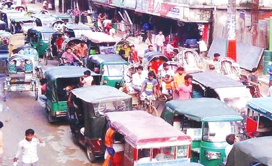 পর্যটনের রাজধানী কক্সবাজারে অনিয়ন্ত্রিত টমটম–মিশুক, লাইসেন্সে বাড়তি টাকা আদায়