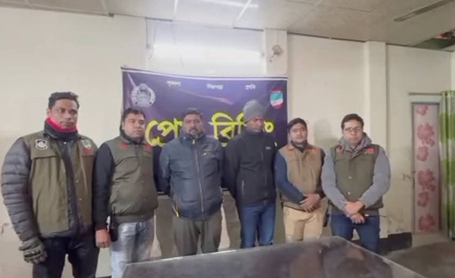 যশোরে বিএনপি নেতা আলমগীর হত্যার ঘটনায় জামাইসহ ২ জন আটক