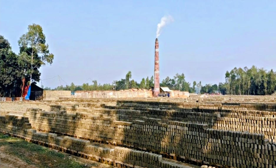 কুড়িগ্রামে ১৮০ টি ইটভাটার মধ্যে ৭০টিই অবৈধ 