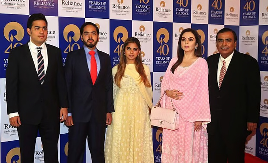 বিশ্বে সবচেয়ে ধনী ১০ পরিবার, কোথায় থাকে তারা