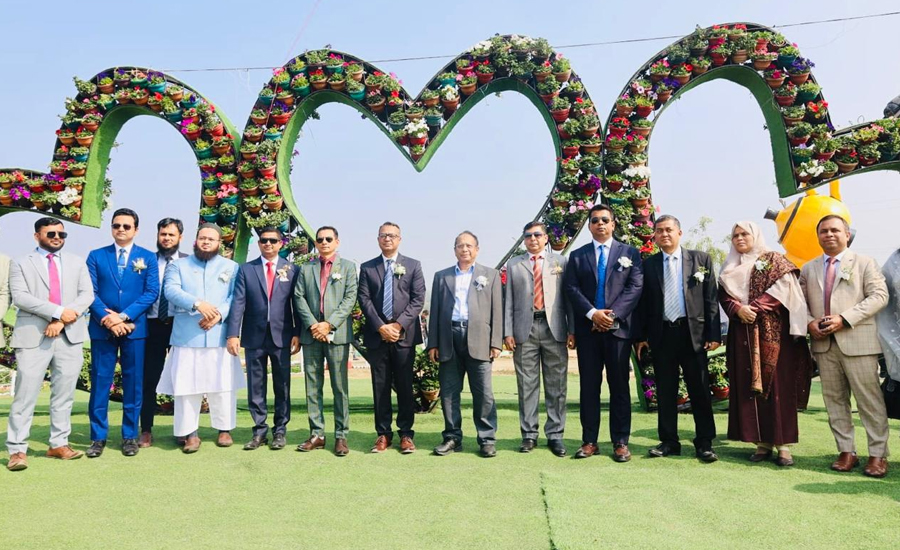 ফুল উৎসব ঘিরে জেলা প্রশাসনের কর্মযজ্ঞের প্রশংসা সিনিয়র সচিবের