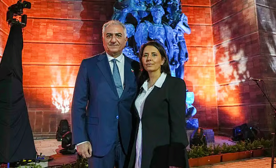 ইরানের নির্বাসিত ‘যুবরাজ’ কে এই রেজা পাহলভি