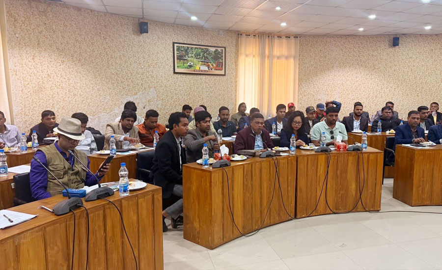 নির্বাচনে অপতথ্য ঠেকাতে খাগড়াছড়িতে সাংবাদিকদের দক্ষতা উন্নয়ন প্রশিক্ষণ