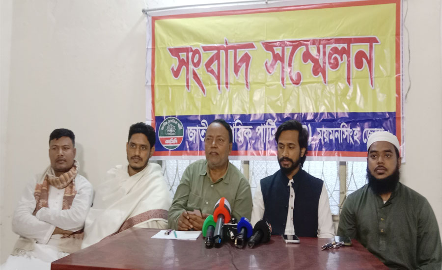 বিতর্কিত ইউনাইটেড বাস বন্ধ ও প্রশাসনের রহস্যজনক ভূমিকায় এনসিপি'র সংবাদ সম্মেলন 
