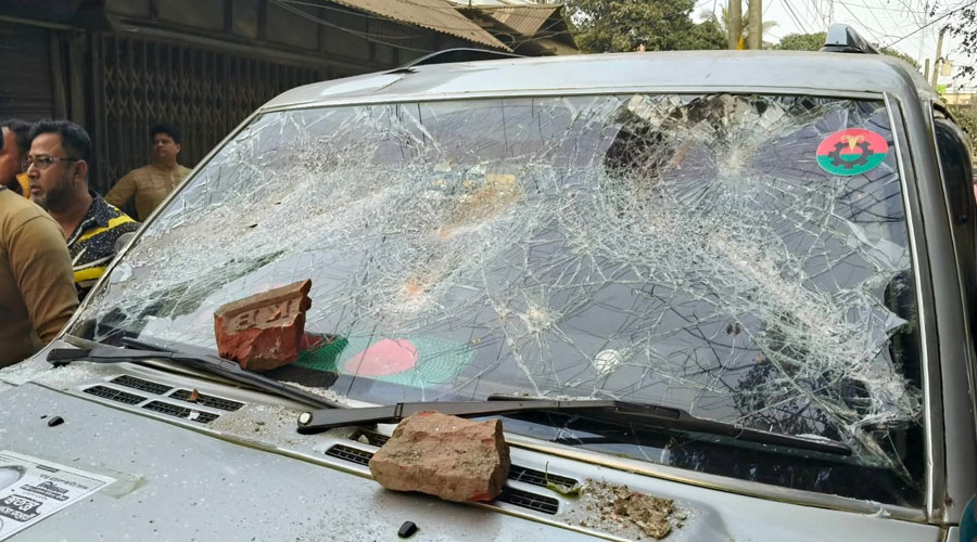 কুমিল্লা–২ আসনে বিএনপি ও স্বতন্ত্র প্রার্থীর সমর্থকদের সংঘর্ষ, পাল্টাপাল্টি অভিযোগ