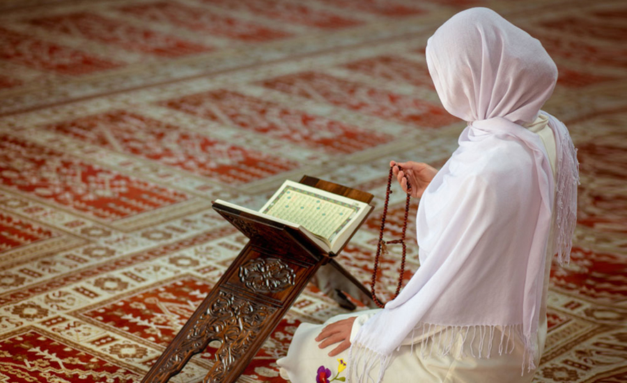 ওষুধ খেয়ে মাসিক বন্ধ করে নারীরা রোজা রাখলে আদায় হবে কি?