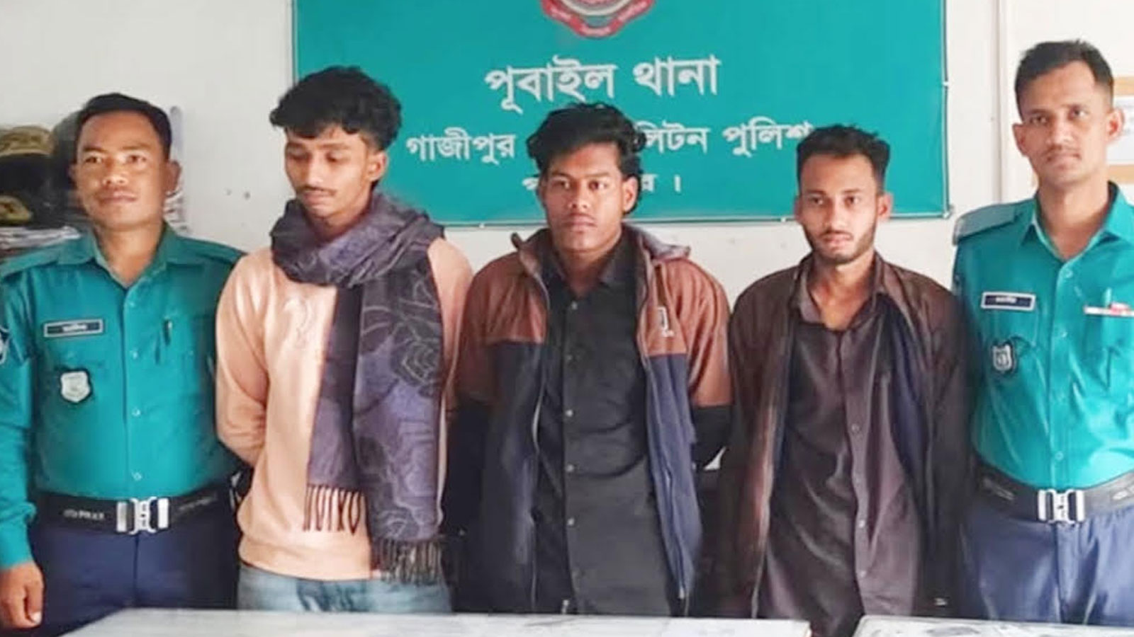 প্রেমঘটিত বিরোধে কলেজছাত্রীকে ধর্ষণচেষ্টা: মূলহোতাসহ ৩ জন গ্রেপ্তার