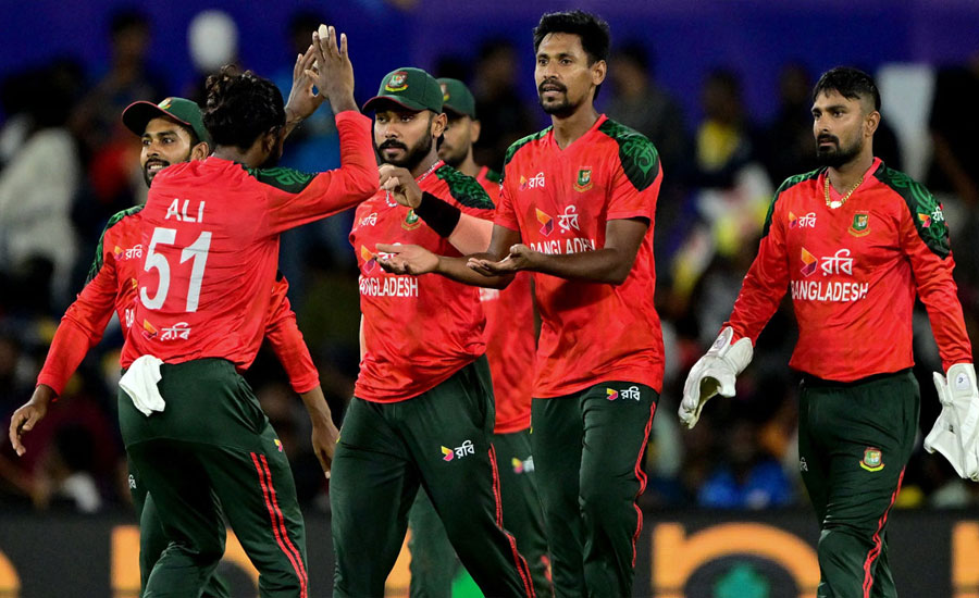 নতুন মোড়! বিশ্বকাপে ফেরানো হতে পারে বাংলাদেশকে, যদিins class=