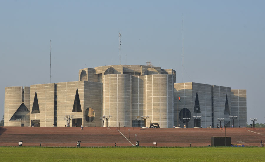 উচ্চকক্ষের ১০০ সদস্যের আসন খোঁজা হচ্ছে !