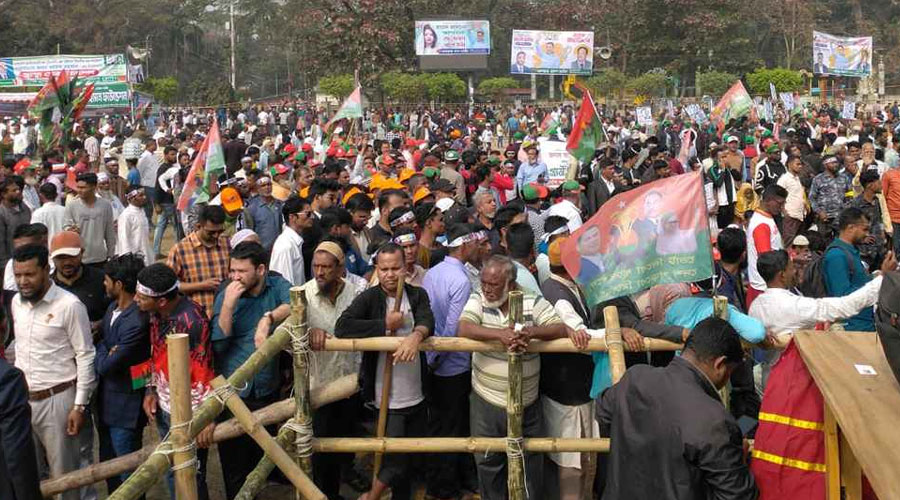 বরিশালে তারেকের জনসভা: উন্নয়নের ধারাবাহিকতার ঘোষণা চান নেতাকর্মীরা