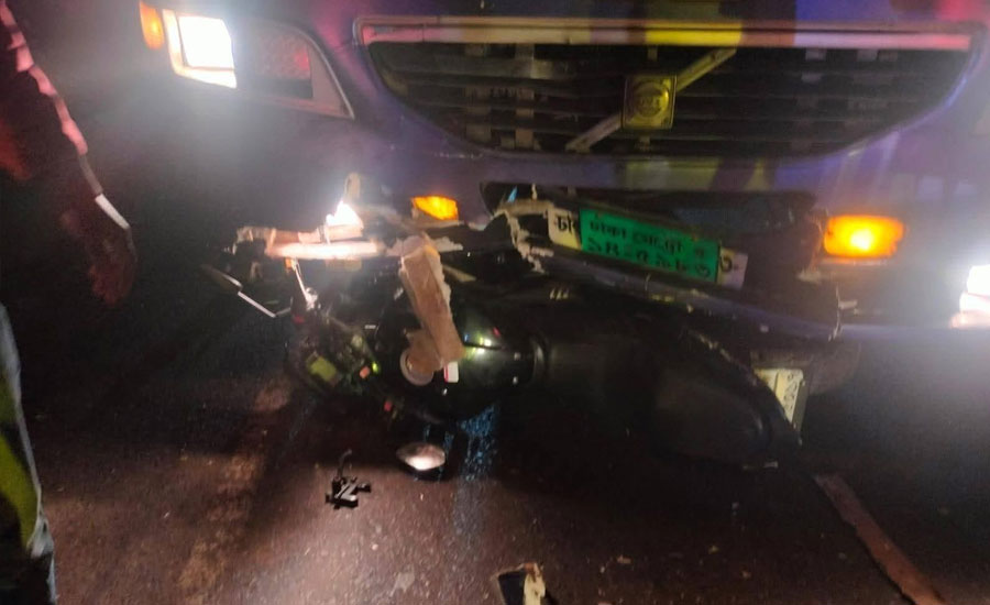 গুইমারায় বাস–মোটরসাইকেল সংঘর্ষে চালক নিহত, আরোহী গুরুতর আহত