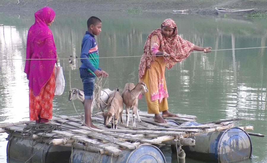উন্নয়ন বঞ্চিত ফুলকুমার নদীর দুইপাড়ের মানুষ