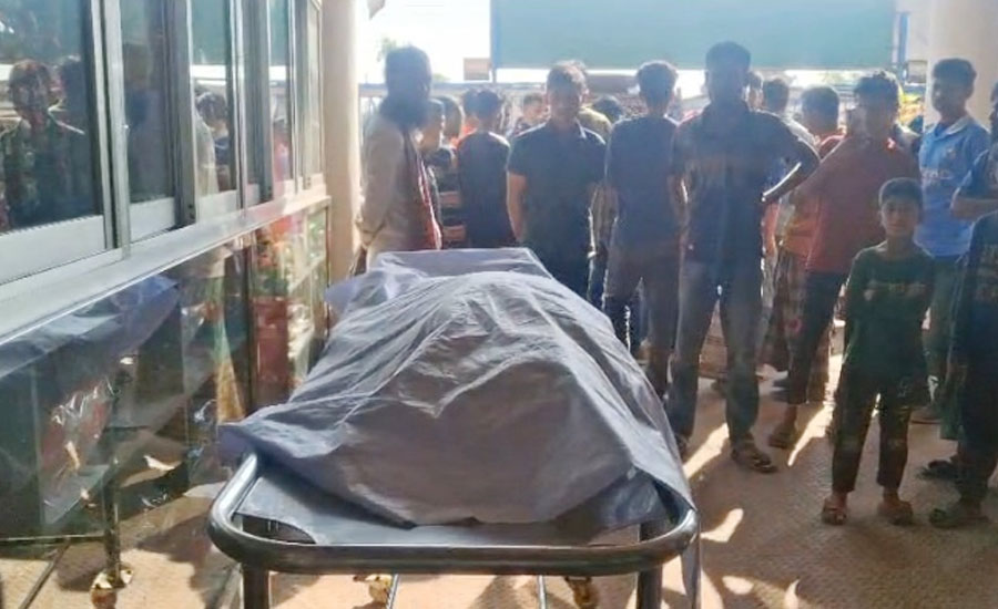 ডিভোর্সের প্রতিশোধ নিল রক্তে: শ্রীপুরে পরিত্যক্ত স্বামীর ছুরিকাঘাতে প্রাণ গেল প্রিয়তার