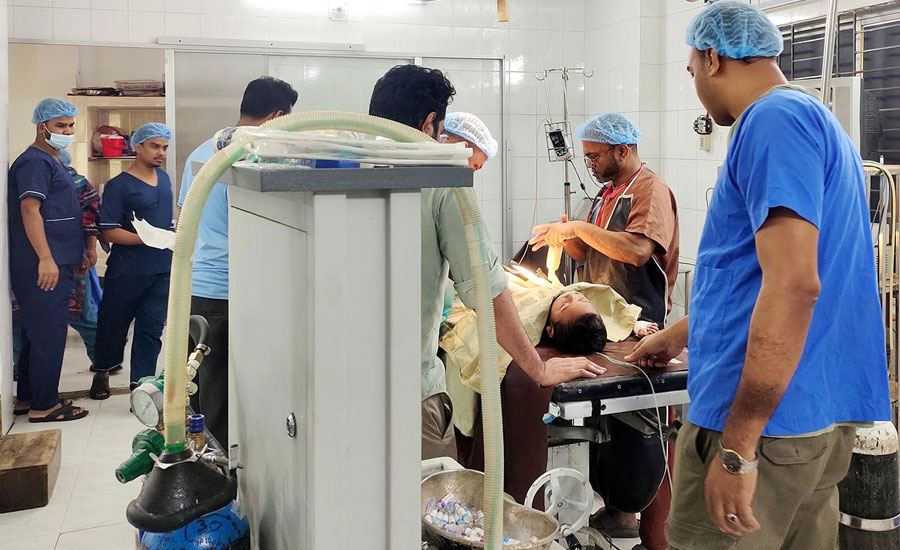 রামগঞ্জ ফেমাস হাসপাতালে দিনব্যাপী ফ্রি অপারেশন ক্যাম্প