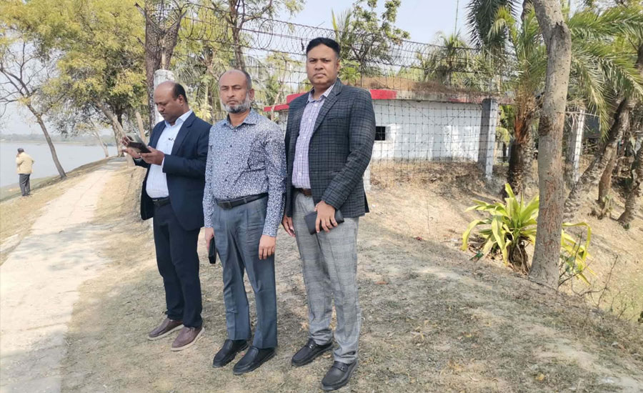 সাতক্ষীরার কালিগঞ্জের বসন্তপুরের নৌ বন্দর পরিদর্শন করলেন যুগ্ম সচিব সাজেদুর রহমান 