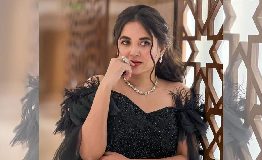 অস্ত্রোপচারের পর ২৪ ঘণ্টা অবজারভেশনে তানিয়া বৃষ্টি