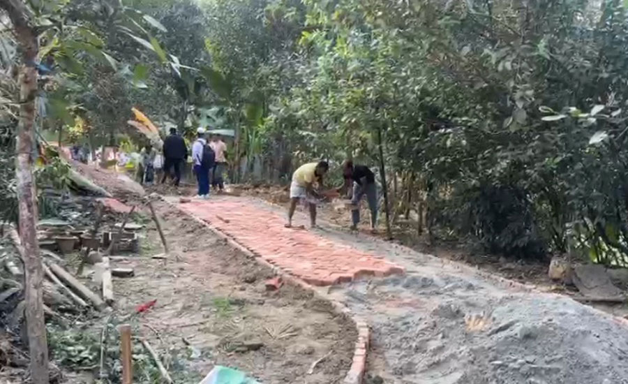 পূবাইলে সিটি কর্পোরেশনের রাস্তা দখলের পায়তারা, এলাকায় উত্তেজনা