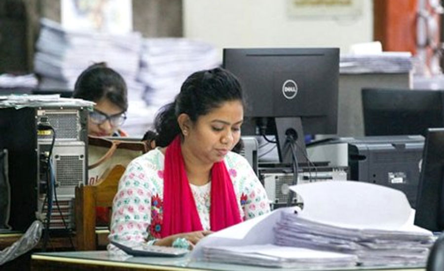 আজ থেকে নতুন সময়সূচিতে চলবে অফিস-আদালত
