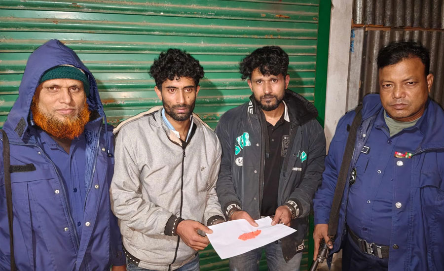 শ্রীপুরে পুলিশের অভিযানে ১২০ পিস ইয়াবাসহ দুই যুবক আটক