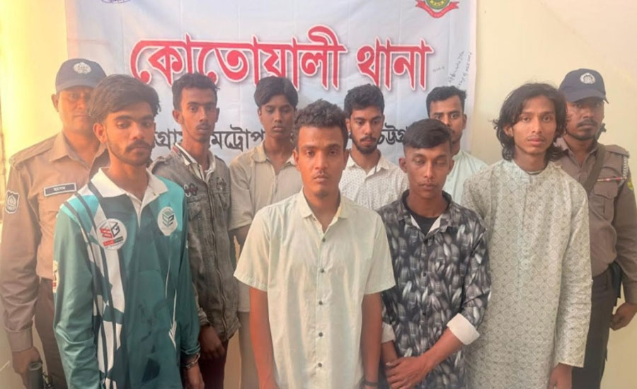 চট্টগ্রামে নিষিদ্ধ আওয়ামী-যুবলীগের ৮ নেতাকর্মী আটক