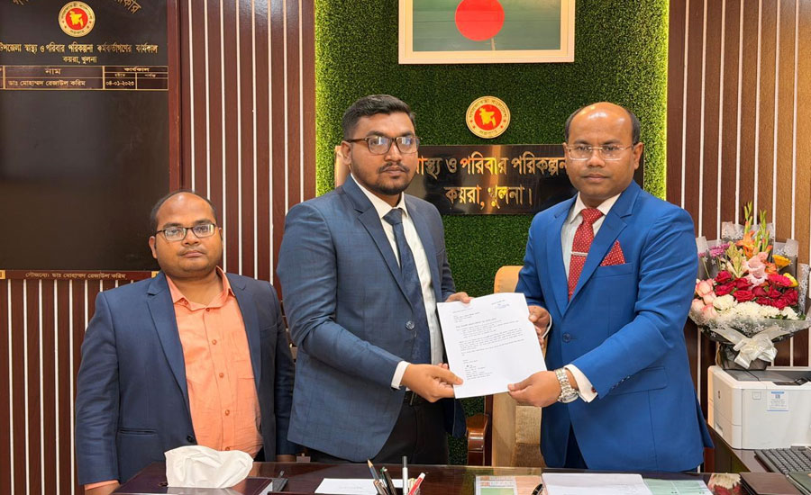 উপকূলের সেবায় ৪৮তম বিসিএস ক্যাডার ডা. তন্ময় মন্ডল