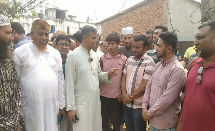 বাদালদি মেইন রোডের সংস্কার কাজ পরিদর্শন দ্রুত শেষ করার আশ্বাস দিলেন এস এম জাহাঙ্গীর