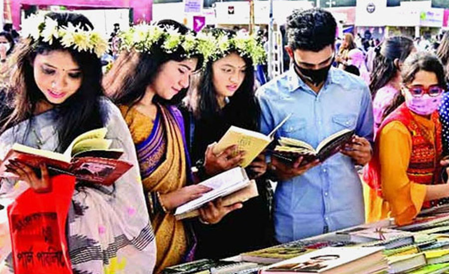 আপত্তি, বর্জন, খোলা চিঠি, তারিখ পরিবর্তন- এ বছর একুশে বইমেলা ঘিরে কী চলছে?
