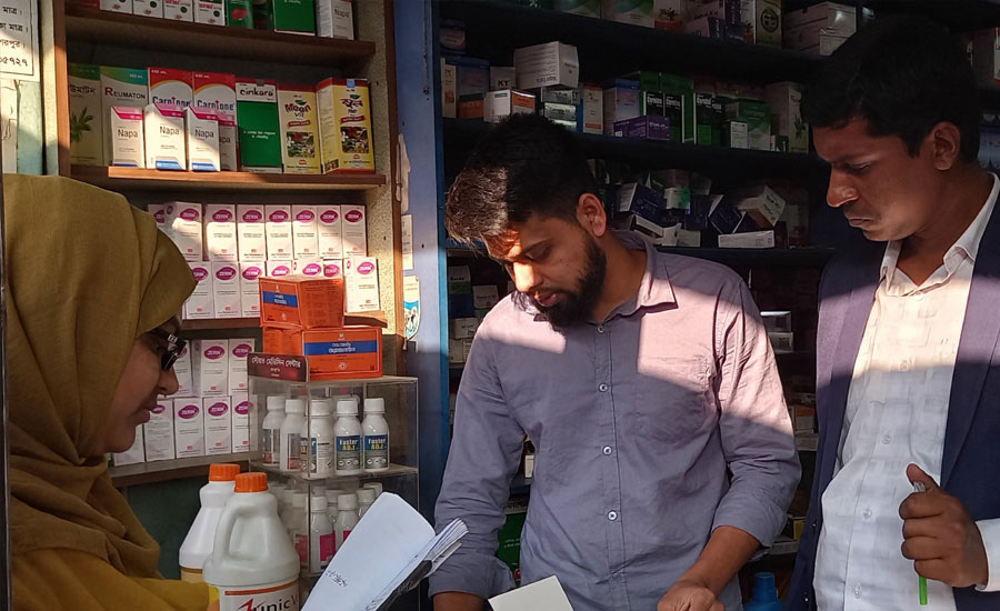 নকলায় ঔষধের দোকানে ভ্রাম্যমাণ আদালতের অভিযানে ৮ হাজার টাকা অর্থদন্ড