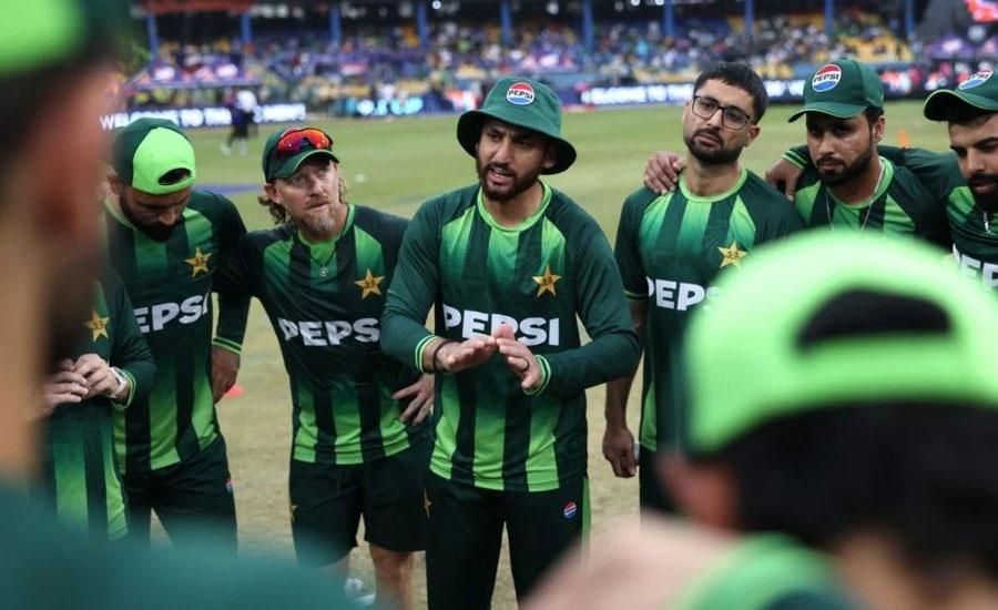 ফাঁদে পড়ে কাঁদবে ইংল্যান্ড, আশায় পাকিস্তান শিবির