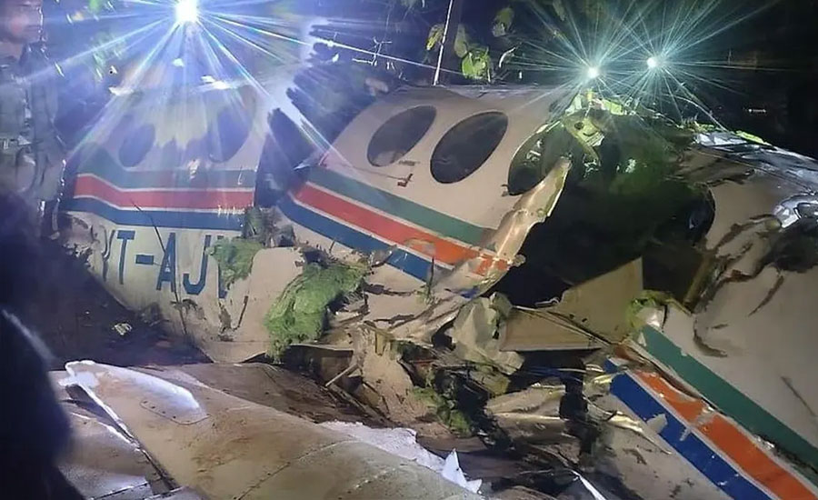 ঝাড়খণ্ডে এয়ার অ্যাম্বুলেন্স বিধ্বস্ত হয়ে সবাই নিহত