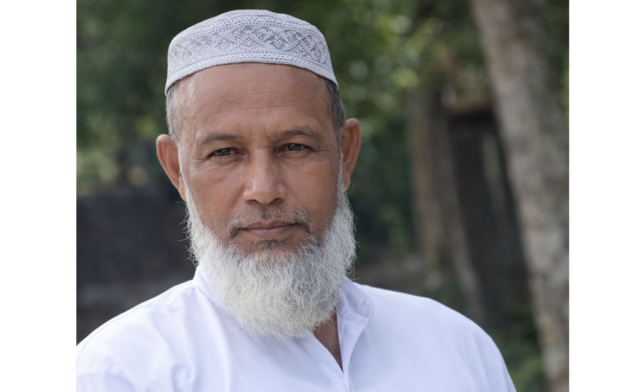 ফুলবাড়িয়ায় শিক্ষক বেলায়েতের খুটির জোড় কোথায়?