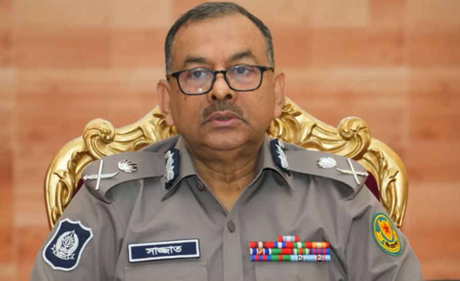 পদত্যাগ করলেন ডিএমপি কমিশনার সাজ্জাত আলী