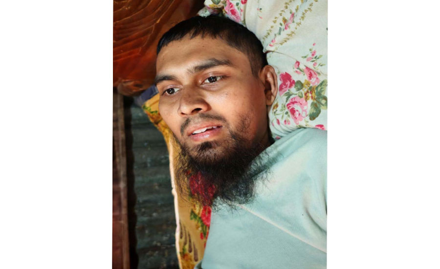 অর্থাভাবে চিকিৎসা বন্ধ, বাউফলের যুবক জহিরুলের জীবন এখন অনিশ্চয়তায়