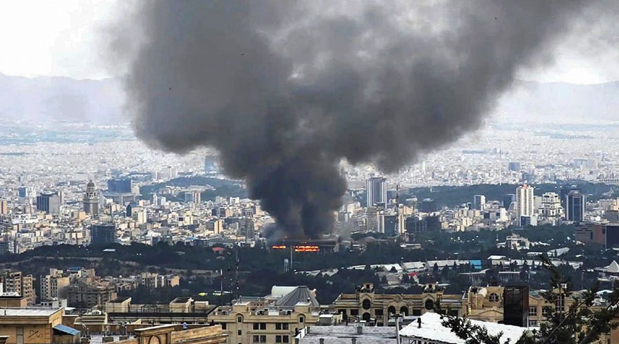 মধ্যপ্রাচ্যে যুক্তরাষ্ট্রের ২৭ ঘাঁটিতে হামলার ঘোষণা ইরানের