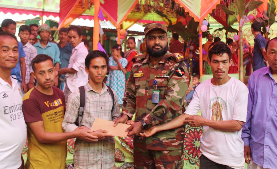 ধর্মীয় অনুষ্ঠানে অর্থ সহায়তা ও নিরাপত্তা নিশ্চিত করলো সিন্দুকছড়ি জোন