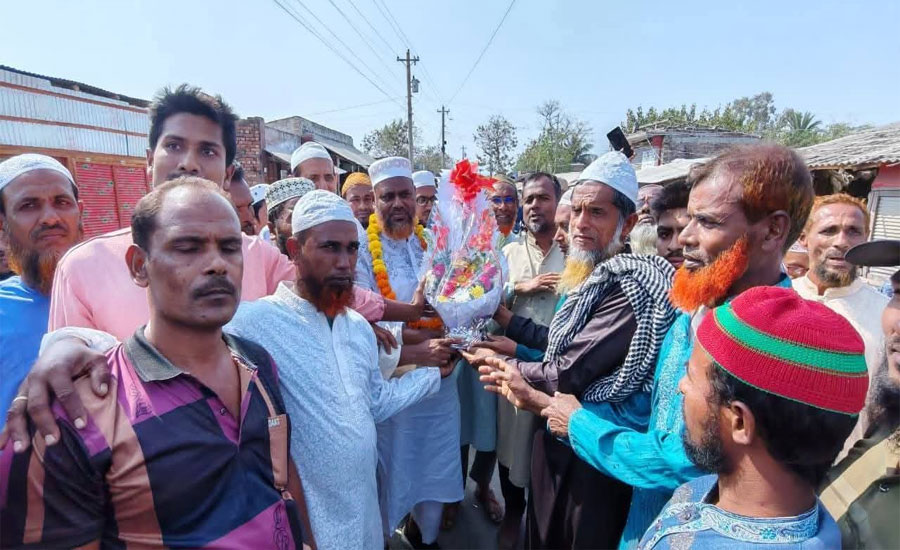 পাইকগাছায় মতবিনিময় সভা এমপি মাওঃ আজাদ: এলাকার উন্নয়নে ঐক্যবদ্ধ প্রচেষ্টার আহ্বান