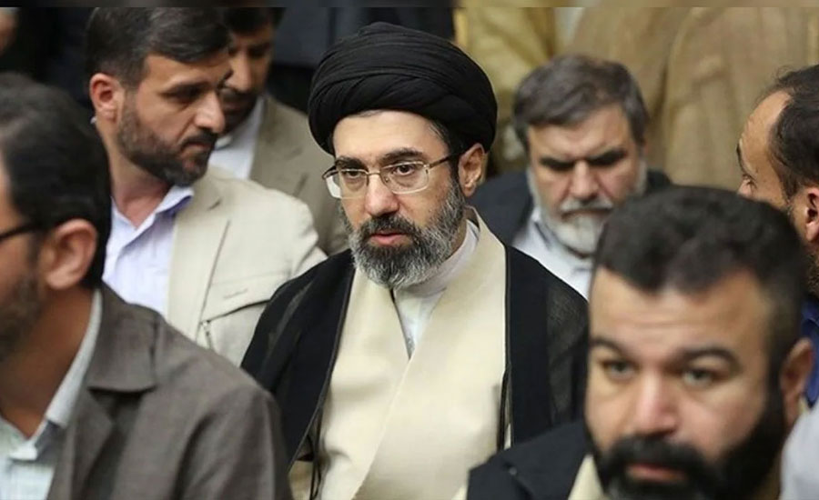 কে এই মোজতবা খামেনি, যার কণ্ঠস্বর শোনেননি অনেক ইরানি!