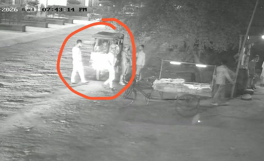 টঙ্গীতে চায়ের দোকানের সামনে ফাঁকা গুলি, সিকিউরিটি গার্ডকে হুমকি