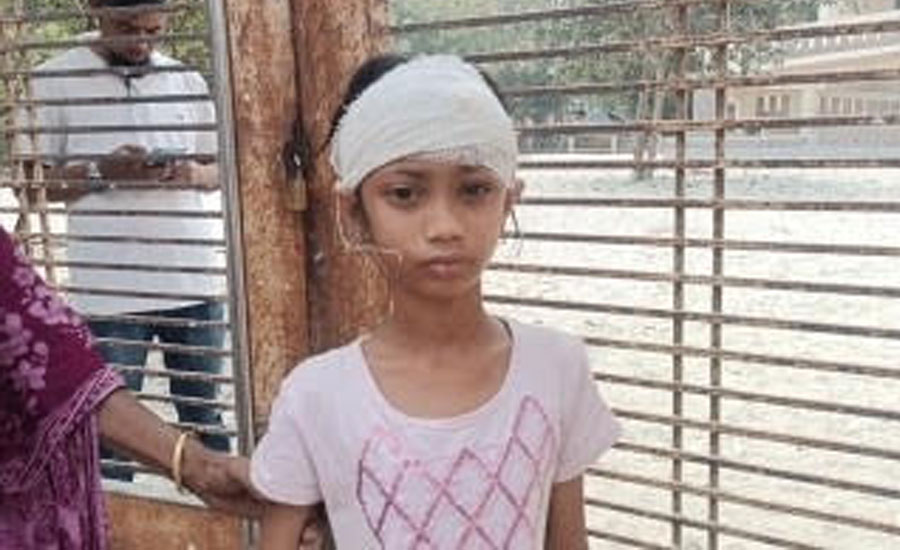 বন্যা আশ্রয় কেন্দ্র উদ্বোধনের তিন মাসের মাথায় দেয়াল ধসে শিশু আহত