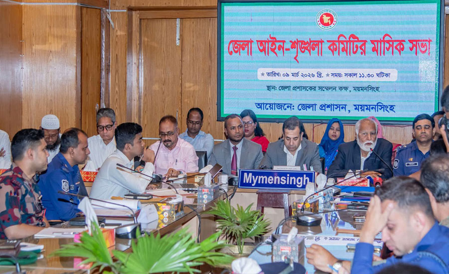 দেশে পর্যাপ্ত পরিমাণ পেট্রোল ও ডিজেল মজুত রয়েছে; তথ্য ও সম্প্রচার প্রতিমন্ত্রী