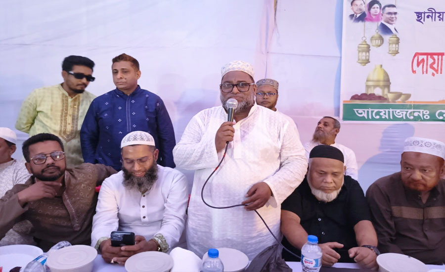 সোনারগাঁয়ে ইউপির চেয়ারম্যান পদপ্রার্থীর উদ্যোগে দোয়া ও ইফতার মাহফিল অনুষ্ঠিত