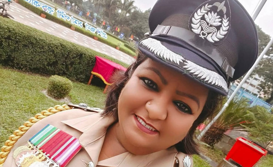 সাহস, দায়িত্ব ও নেতৃত্বে অনন্য পুলিশ কর্মকর্তা জান্নাত আফরোজের জন্মদিন আজ