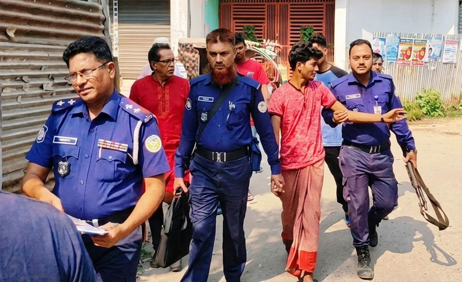 কলাপাড়ায় ১৪ হাজার টাকার জাল নোটসহ যুবক গ্রেফতার, পালিয়েছে সহযোগী