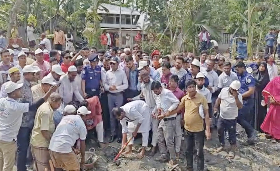 গলাচিপায় খাল খনন কর্মসূচী শুভ উদ্বোধন করলেন-প্রতিমন্ত্রী নুরুল হক নুর