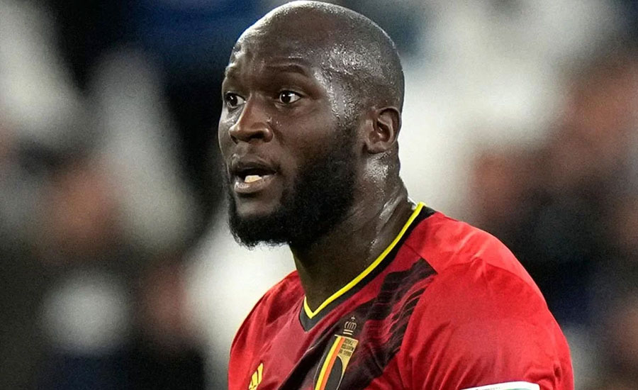 জাতীয় দল থেকে সরে গেলেন লুকাকু