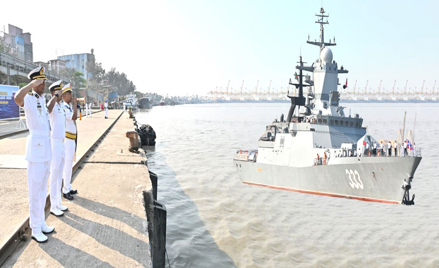 শুভেচ্ছা সফরে রাশিয়ান নৌবাহিনী জাহাজের চট্টগ্রামে আগমন